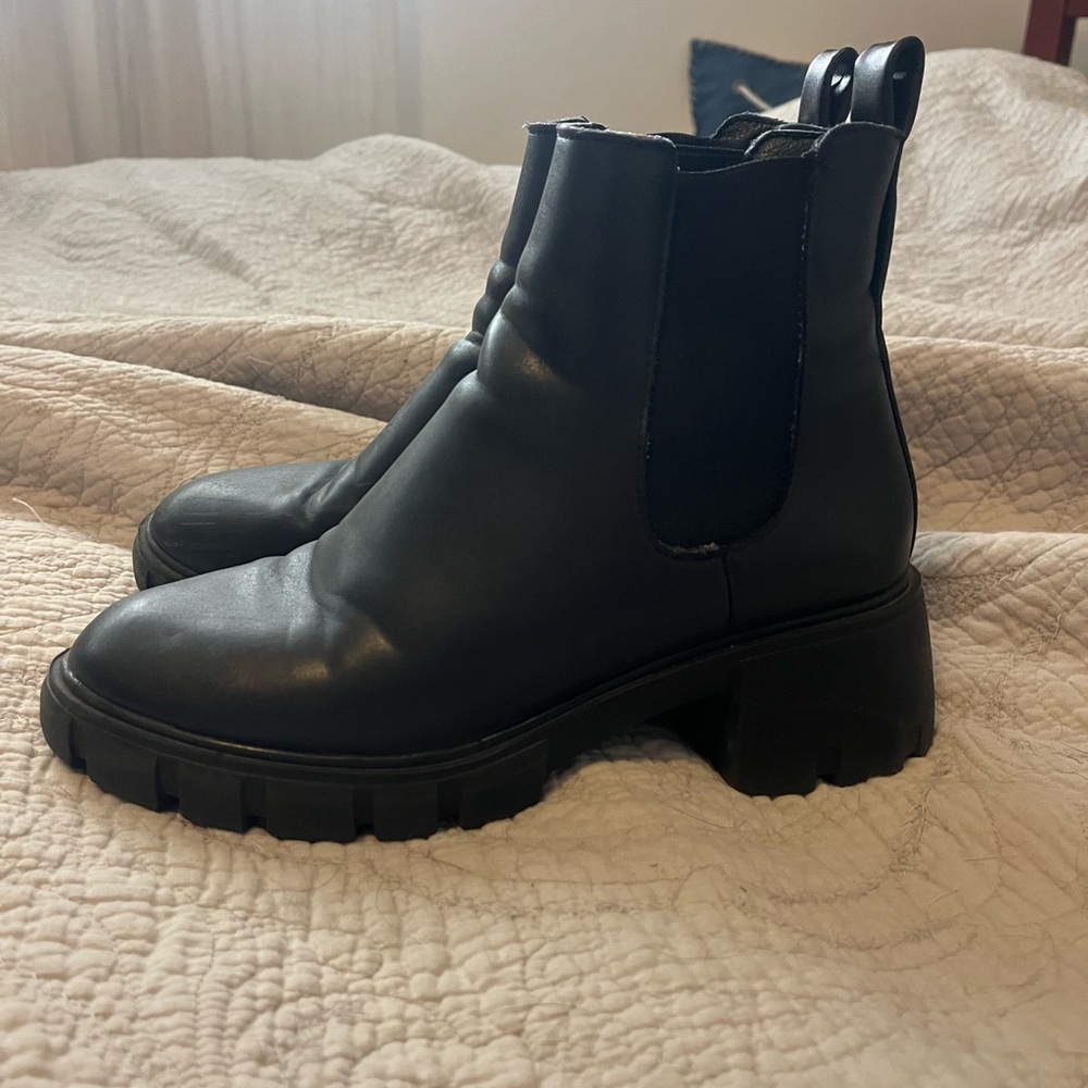 Steve Madden Black Boots